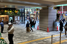 阪急三宮駅 コンコース広場